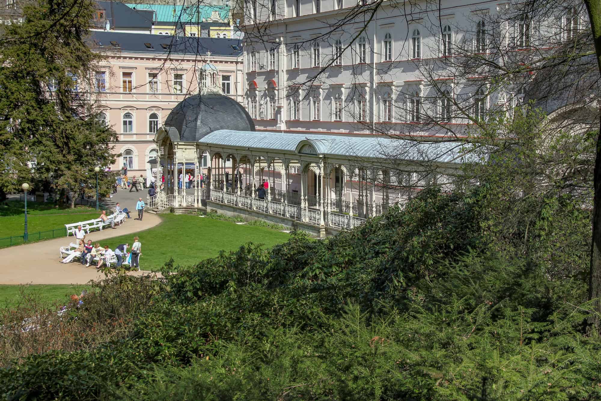 Parkkolonnade (Sadová/Gartenkolonnade)